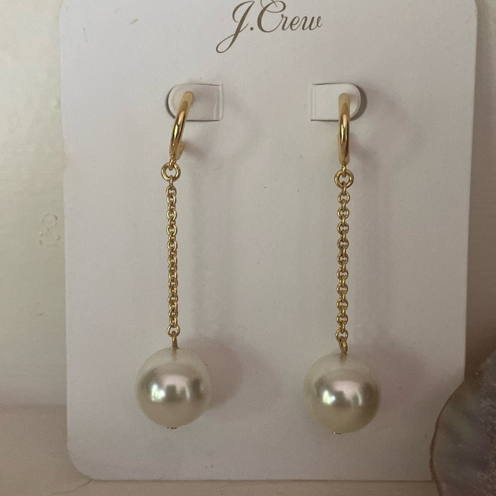 Jcrew dangling large pearls - BNWT hypoallergenic Ear Post